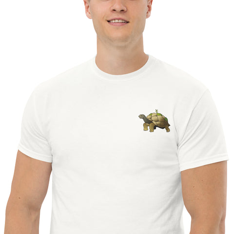 T-Shirt Schildegard gestickt auf Unisex – Weiß